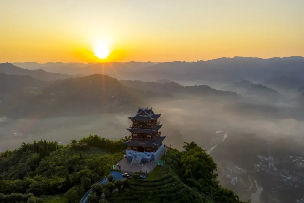 早起一次,去八仙山看日出